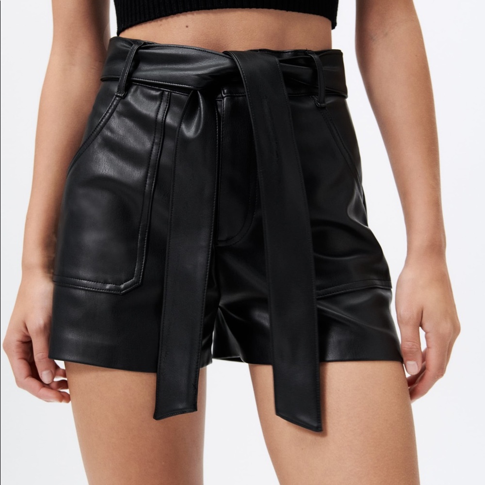 FAUX LEATHER SHORTS